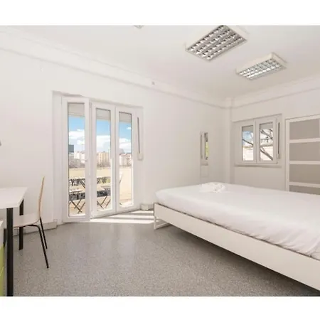 Daire Houze_city Center, 8 Flat With Balcony Lisboa